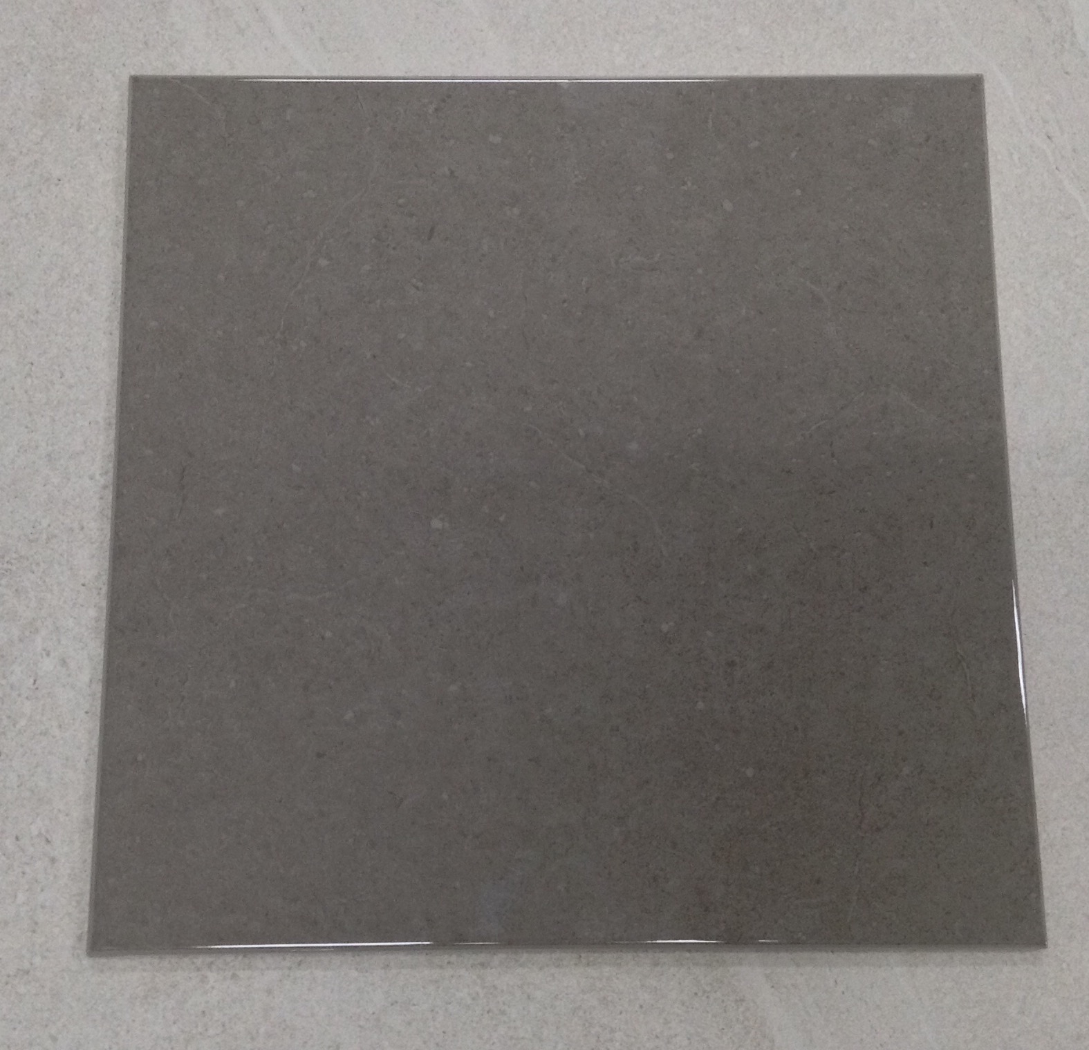 Kimgres Zest Ash Gloss 40x40cm