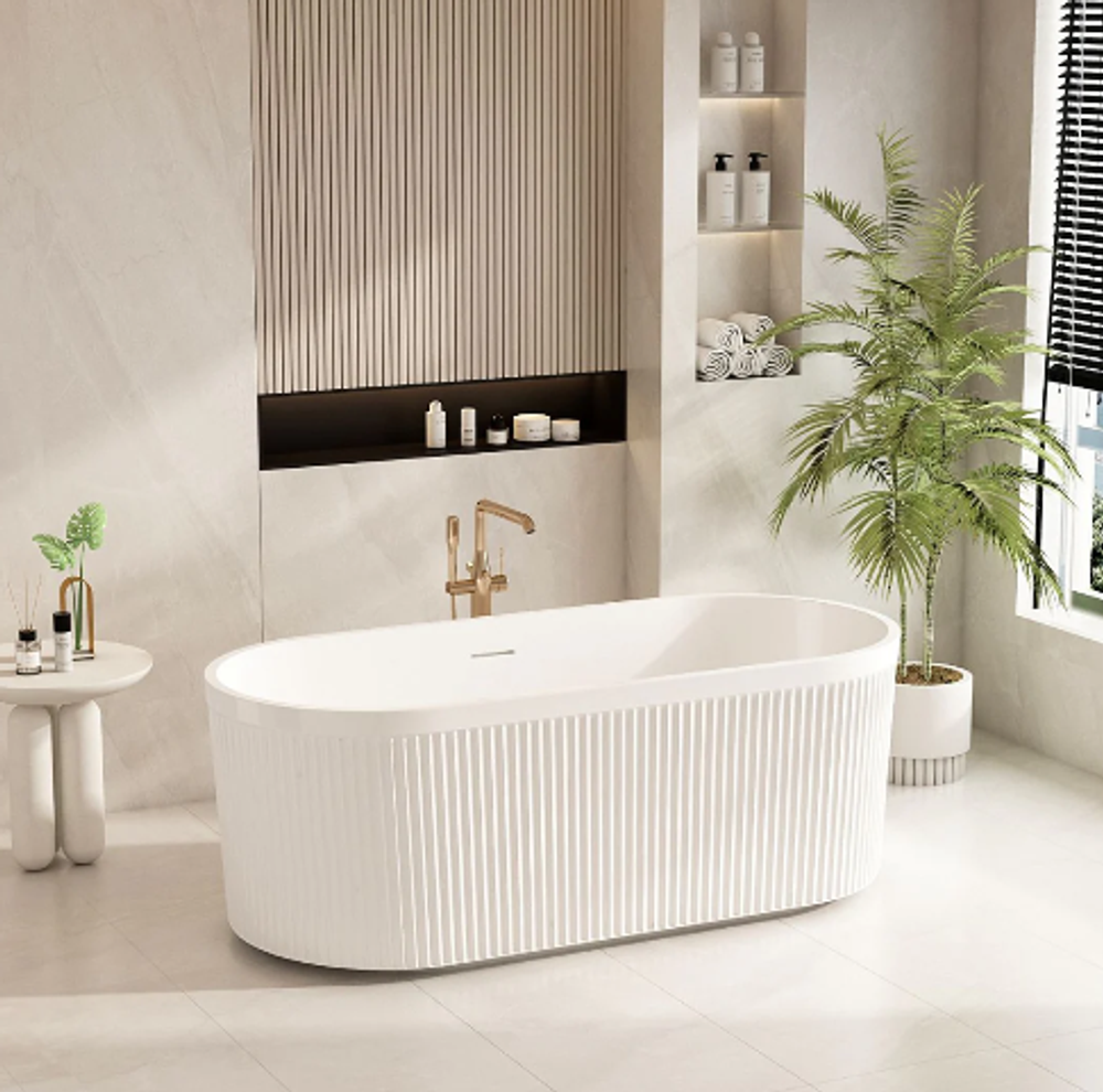 Tyler 1500mm Freestanding Fluted Bathtub Gloss White