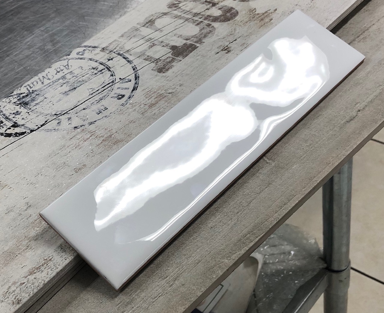 Ming Bon White Wavy Wall Gloss 7.5x30cm