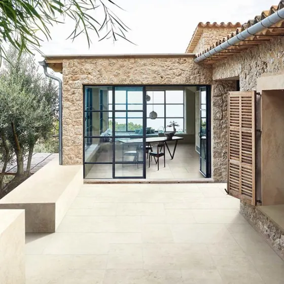 Uniche Ostuni Matt Stepwise